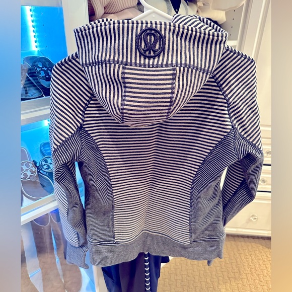 LULULEMON Scuba Hoodie II Striped Cotton Fleece Heathered Inkwell Mojave size 6 - Picture 2 of 5